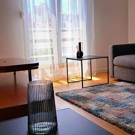 Little Sunlight Oasis Apartment Split